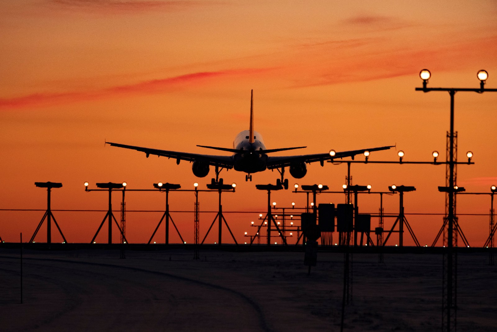 Ankunft am Flughafen Paris-CDG: Terminals und die ersten Schritte