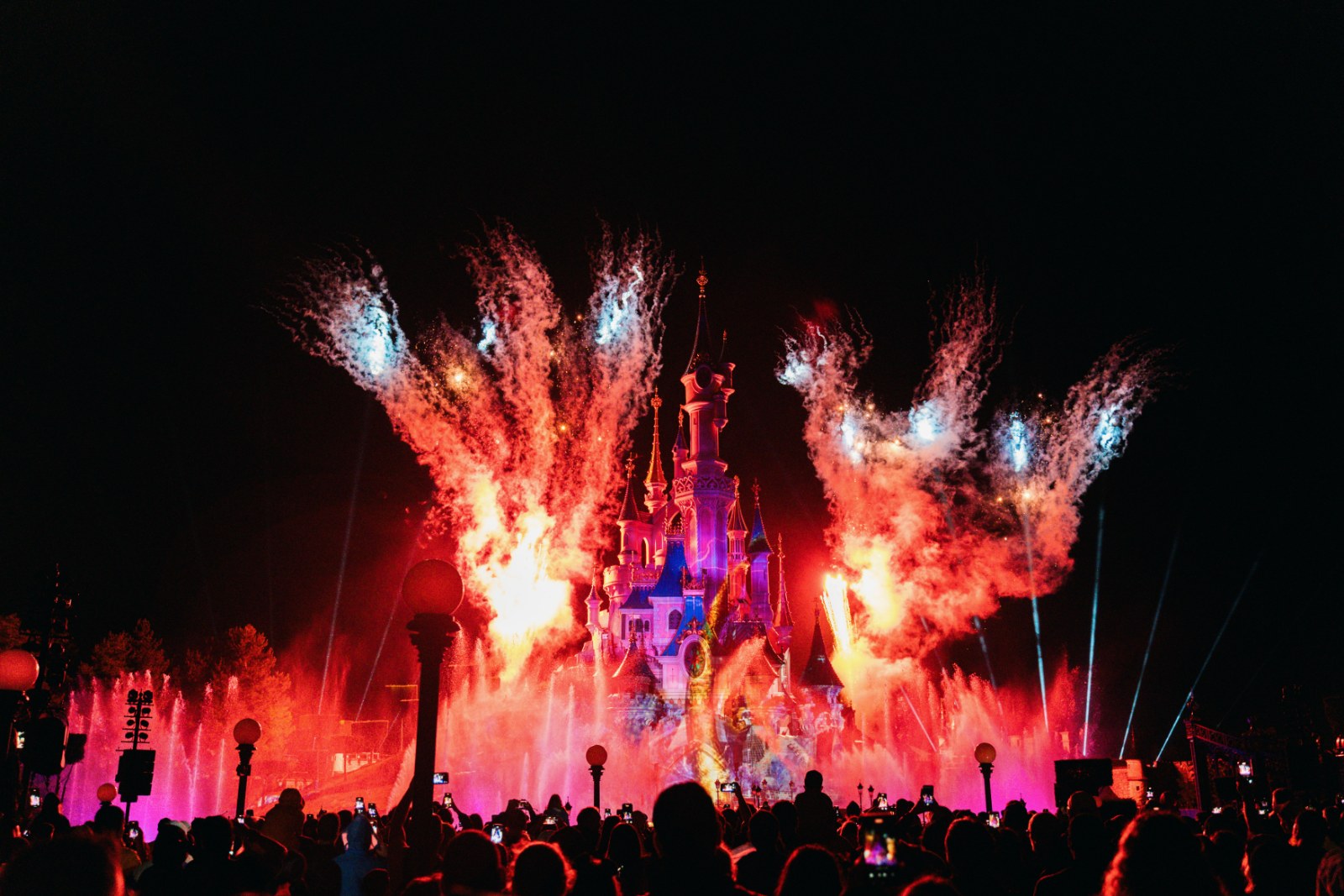 A Day at Disneyland Paris: Parks, Disney Village & Outlet Shopping